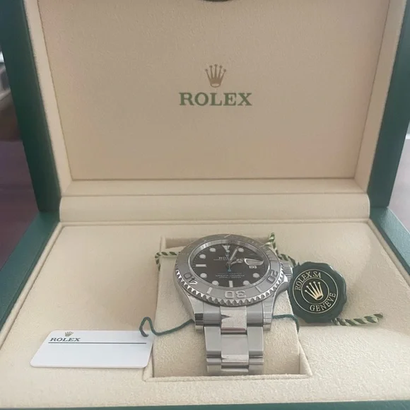 Rolex Yacht Master Stainless Steel Platinum Bezel - Picture 2 of 4